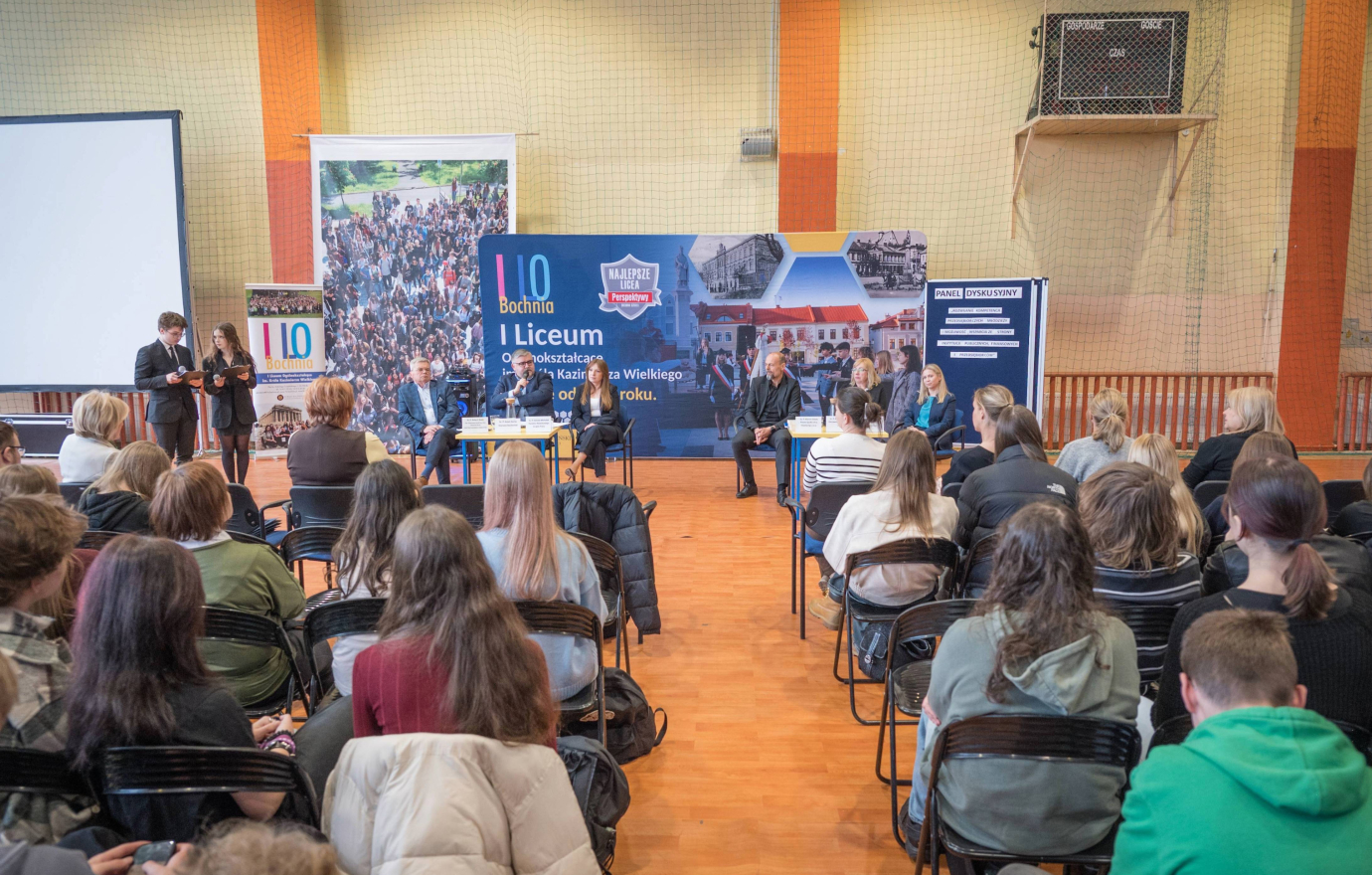 Przedsiębiorcza młodzież gotowa na wyzwania – panel dyskusyjny w I LO Bochnia