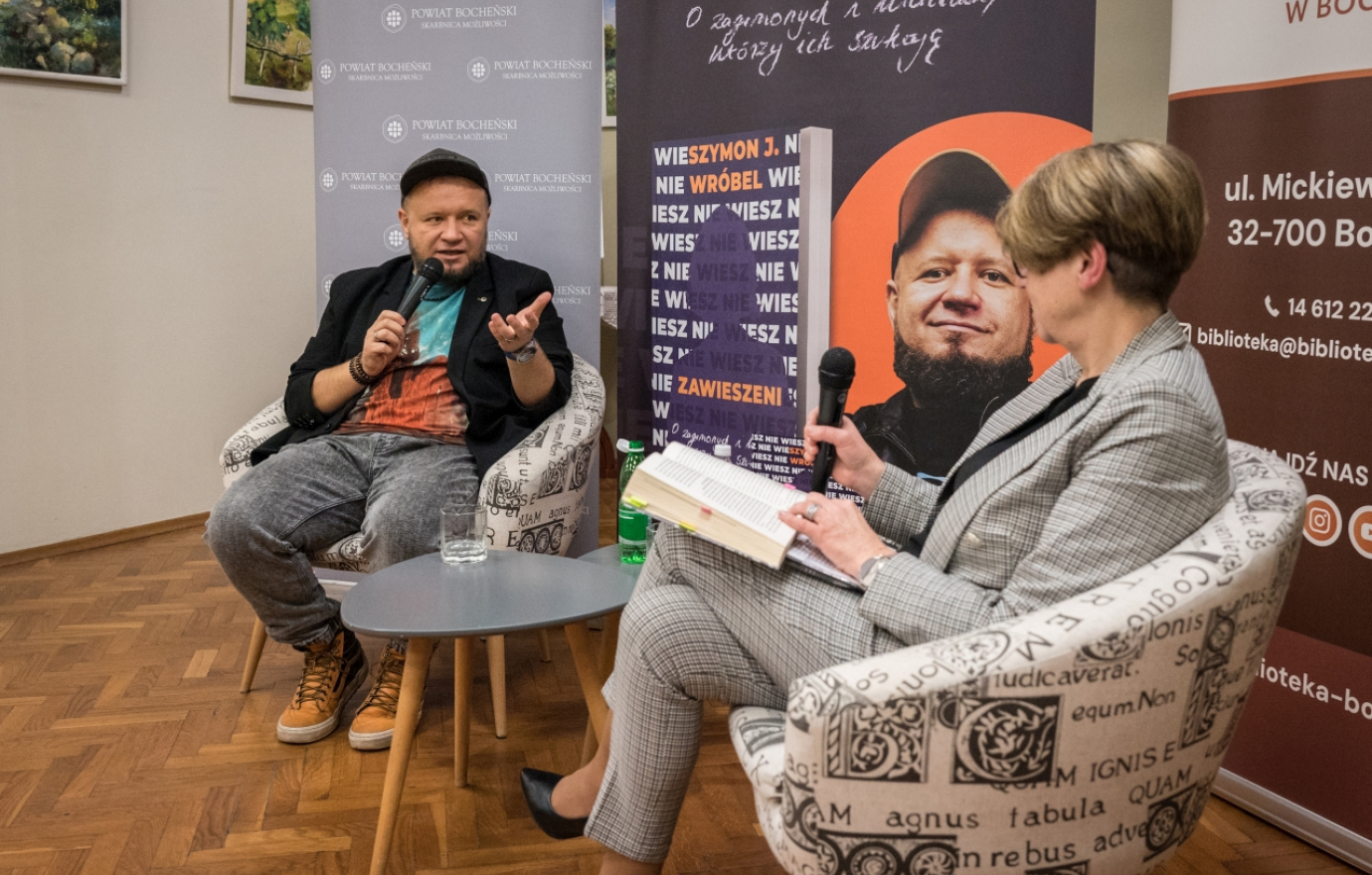 Zaginięcia, które bolą. Spotkanie autorskie z Szymonem J. Wróblem