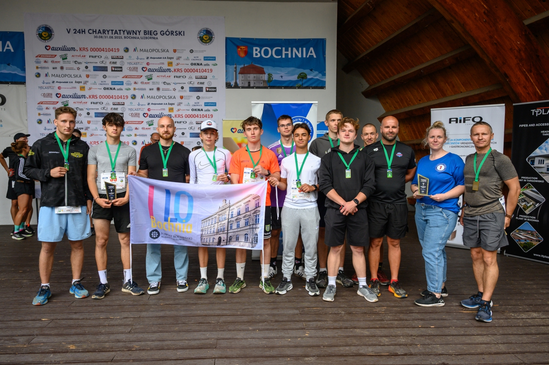 Drużyny 1 LO i ZS nr 1 w piątej edycji 24h Charytatywnego Biegu Górskiego 