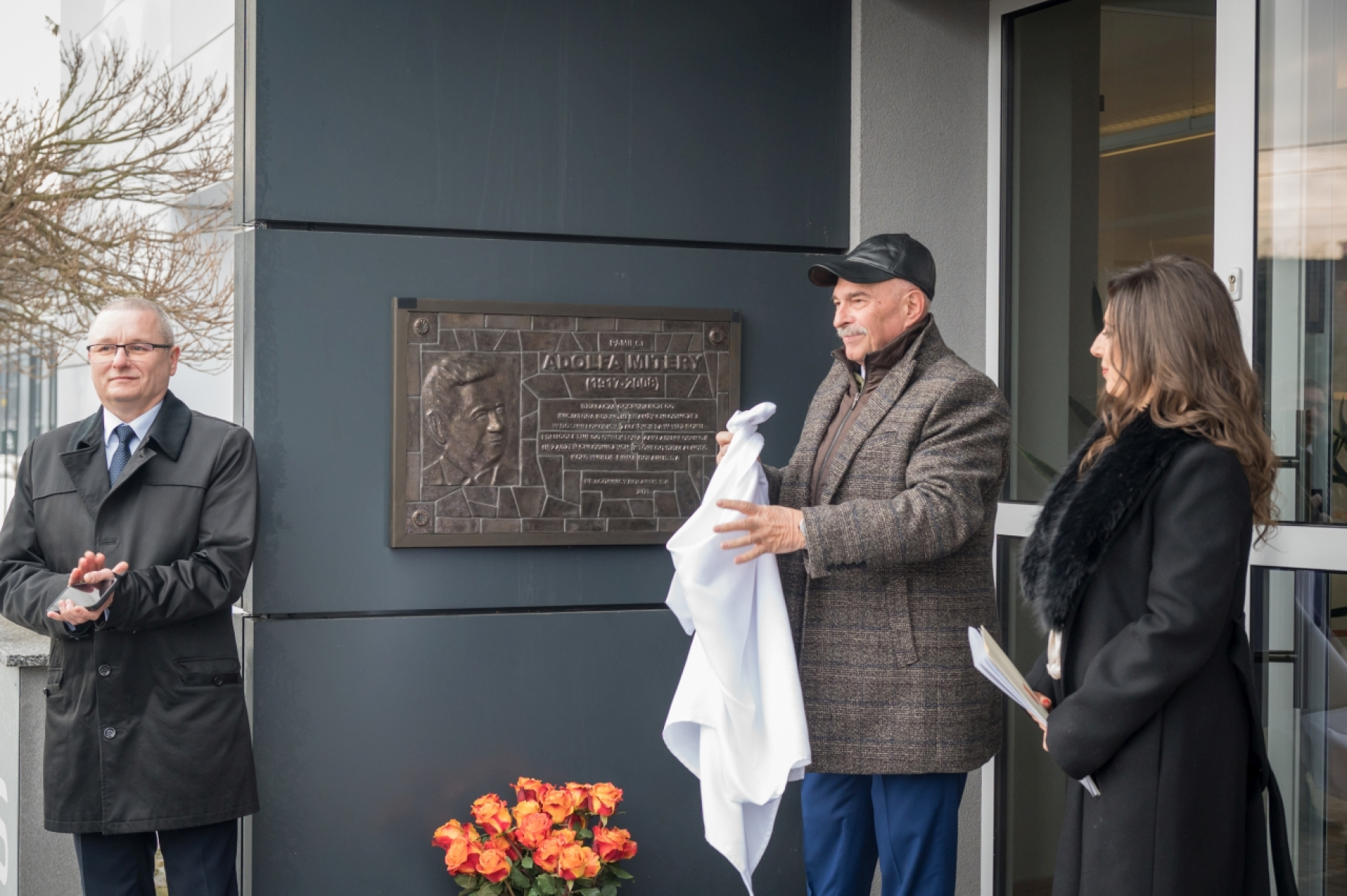 Odsłonięcie tablicy upamiętniającej Adolfa Miterę – twórcę bocheńskiego przemysłu chłodniczego