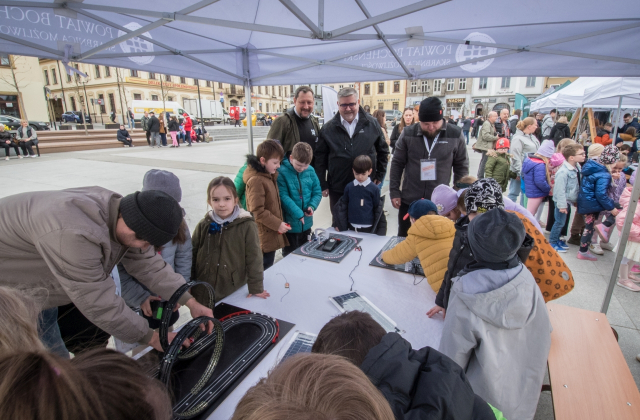 Drzewa za makulaturę - V Piknik Ekologiczny za nami