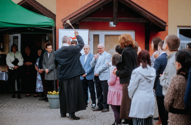 Nowy bus dla Warsztatu Terapii Zajęciowej w Łapanowie