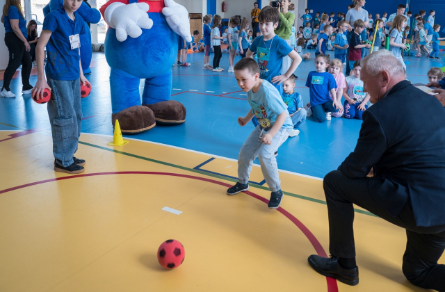 Niebieskie Igrzyska w Krzeczowie Uzupełnij i zapisz enterem lub klikając w ikonkę ->