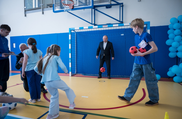 Niebieskie Igrzyska w Krzeczowie Uzupełnij i zapisz enterem lub klikając w ikonkę ->