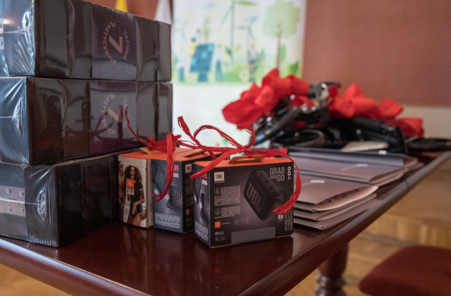 Wręczono nagrody w konkursie „Moje papierowe ozdoby świąteczne z makulatury – Eko Święta z #ekopowiatem bocheńskim”