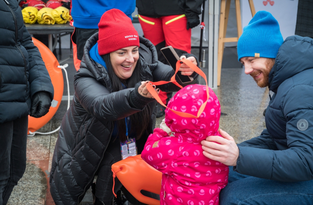 Bocheńszczyzna zagrała z WOŚP – mimo chłodu, z gorącym sercem. Zebrano ponad 142 tysiące złotych!