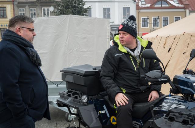 Bocheńszczyzna zagrała z WOŚP – mimo chłodu, z gorącym sercem. Zebrano ponad 142 tysiące złotych!