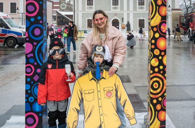 Bocheńszczyzna zagrała z WOŚP – mimo chłodu, z gorącym sercem. Zebrano ponad 142 tysiące złotych!