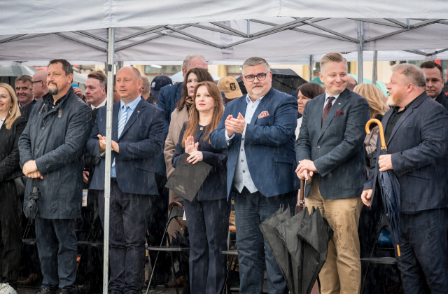 Bocheński rynek pełen mundurów. Targi pracy służb mundurowych za nami