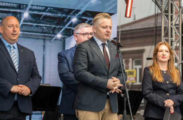 Bocheński rynek pełen mundurów. Targi pracy służb mundurowych za nami