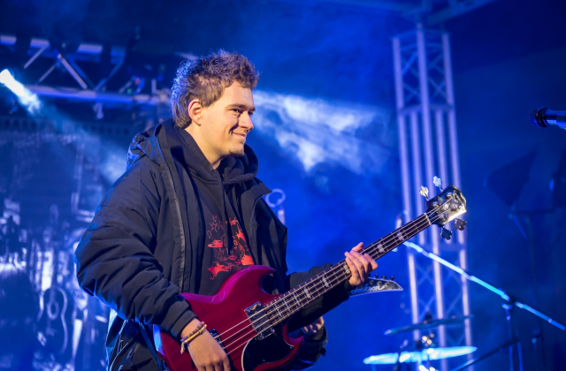 Bocheńszczyzna zagrała z WOŚP – mimo chłodu, z gorącym sercem. Zebrano ponad 142 tysiące złotych!