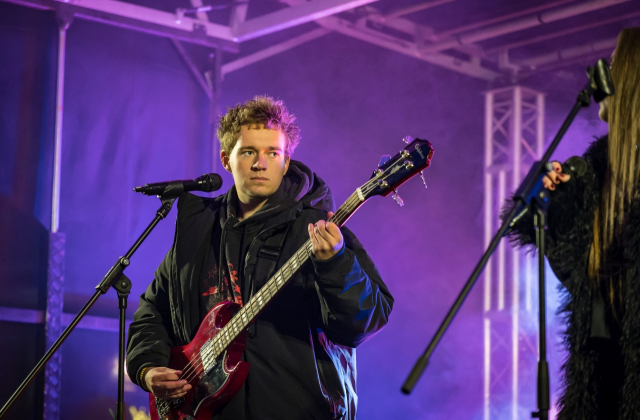 Bocheńszczyzna zagrała z WOŚP – mimo chłodu, z gorącym sercem. Zebrano ponad 142 tysiące złotych!