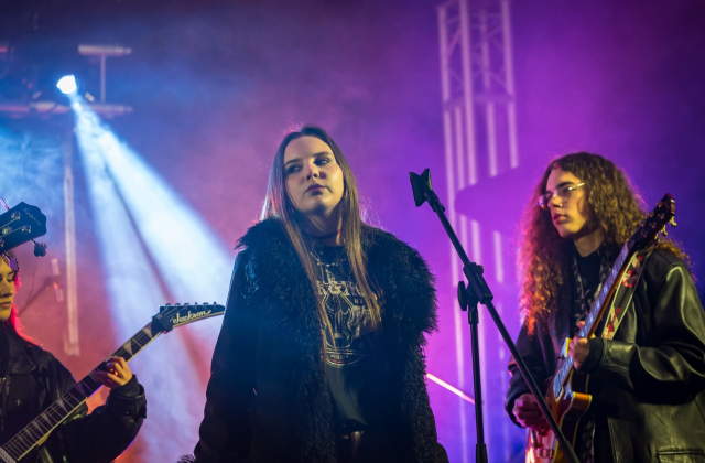 Bocheńszczyzna zagrała z WOŚP – mimo chłodu, z gorącym sercem. Zebrano ponad 142 tysiące złotych!