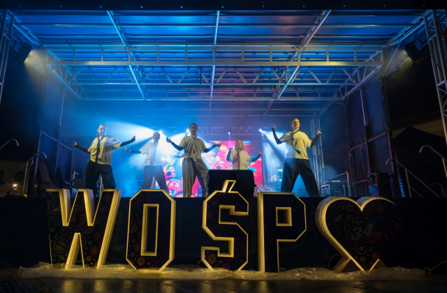 Bocheńszczyzna zagrała z WOŚP – mimo chłodu, z gorącym sercem. Zebrano ponad 142 tysiące złotych!