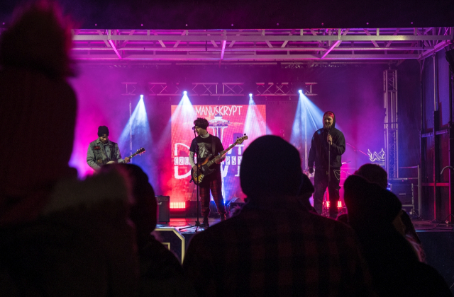 Bocheńszczyzna zagrała z WOŚP – mimo chłodu, z gorącym sercem. Zebrano ponad 142 tysiące złotych!