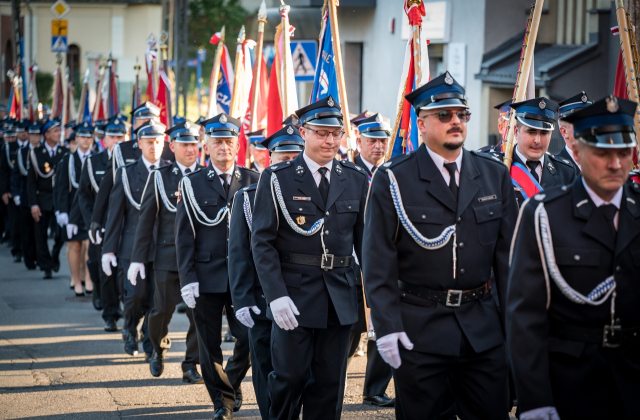 Strażacy i służby mundurowe pielgrzymowali do bocheńskiej bazyliki