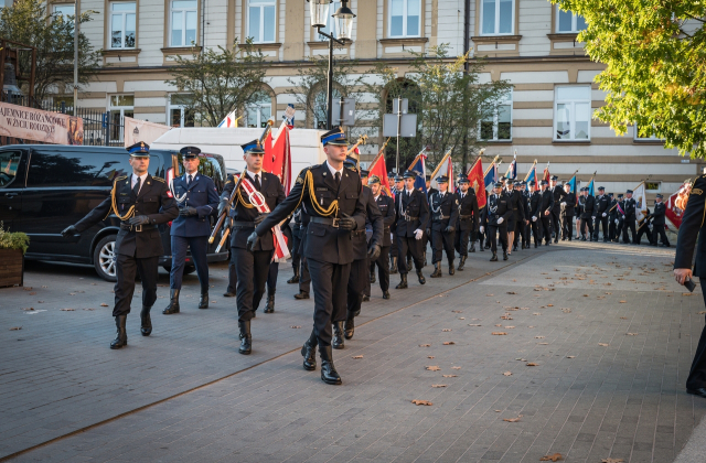 Strażacy i służby mundurowe pielgrzymowali do bocheńskiej bazyliki