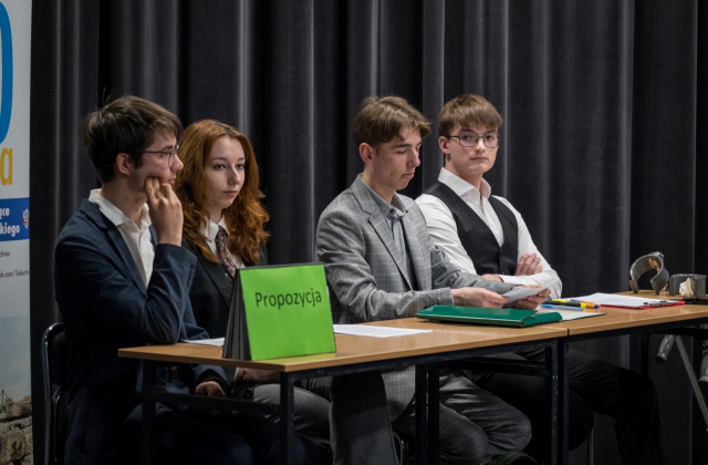 1 LO vs ZS nr 1 – Debata oksfordzka z okazji Narodowego Święta Pamięci Żołnierzy Wyklęty