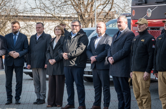 Blisko 7 mln zł dla służb w Powiecie Bocheńskim. Nowy sprzęt już gotowy do akcji