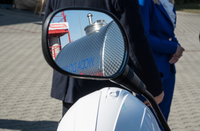 Blisko 7 mln zł dla służb w Powiecie Bocheńskim. Nowy sprzęt już gotowy do akcji