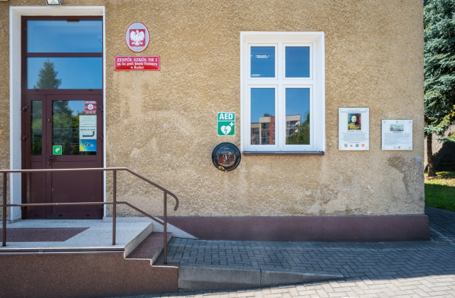 Nowe defibrylatory AED w jednostkach Powiatu Bocheńskiego