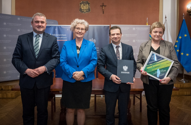 Podpisano umowy na kolejne miliony dla Powiatu Bocheńskiego