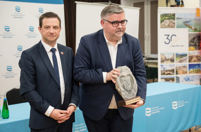 W Łapanowie podpisano umowę na modernizacje wałów przeciwpowodziowych 