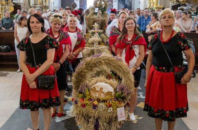 Powiatowe święto Plonów w Bochni 