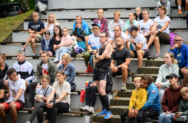 Drużyny 1 LO i ZS nr 1 w piątej edycji 24h Charytatywnego Biegu Górskiego 