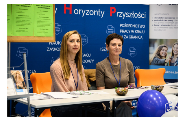 V Targi Pracy w „Mechaniku” – spotkanie uczniów z pracodawcami