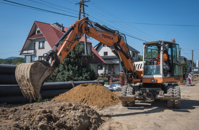 Trwają inwestycje na drogach powiatowych 