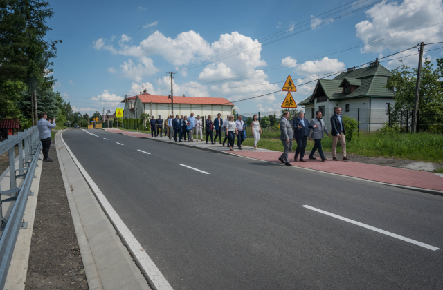 Kierlikówka: przebudowa drogi i stabilizacja osuwiska zakończone