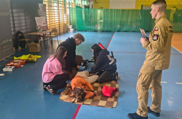 I Powiatowy Konkurs w Udzielaniu Pierwszej Pomocy dla Szkół Podstawowych