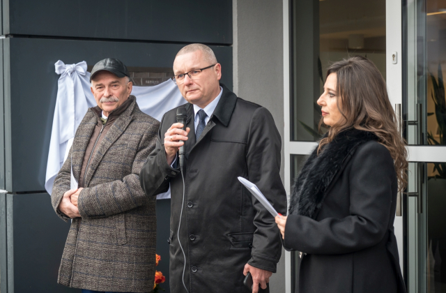 Odsłonięcie tablicy upamiętniającej Adolfa Miterę – twórcę bocheńskiego przemysłu chłodniczego