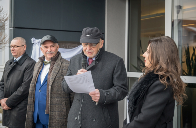 Odsłonięcie tablicy upamiętniającej Adolfa Miterę – twórcę bocheńskiego przemysłu chłodniczego
