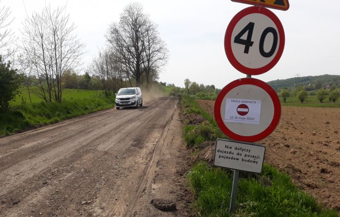 Zamknięta droga powiatowa Sobolów - Nieprześnia