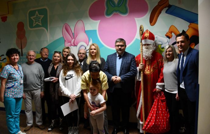 Prezenty dla pacjentów oddziału dziecięcego