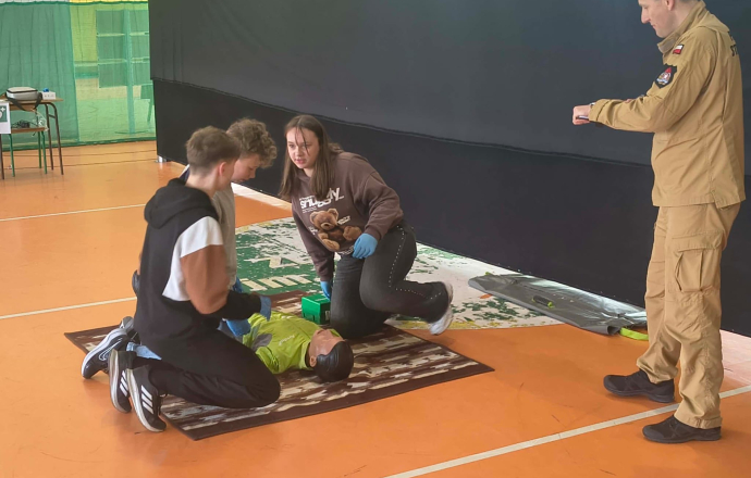 I Powiatowy Konkurs w Udzielaniu Pierwszej Pomocy dla Szkół Podstawowych