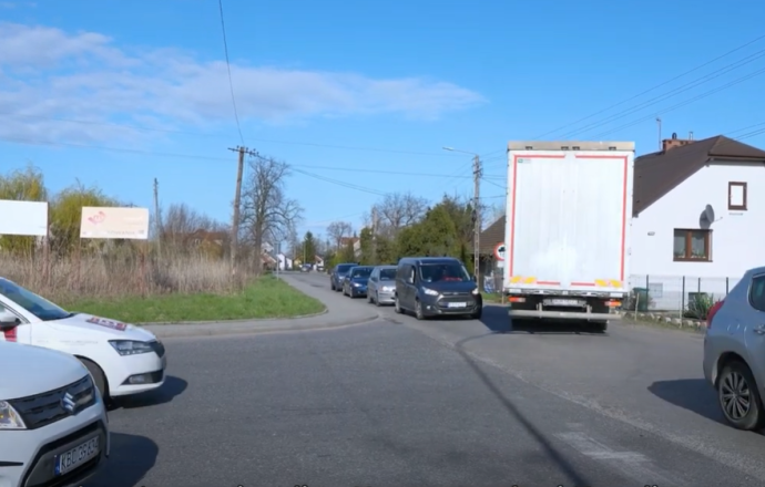 Rusza budowa ronda na skrzyżowaniu ulic Karolina i Krzeczowska w Bochni