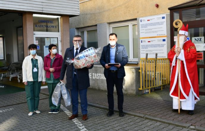 Każdy może zostać Świętym Mikołajem….